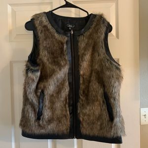 💕Lisa Intl’ Women’s Jacket Size M! New💕